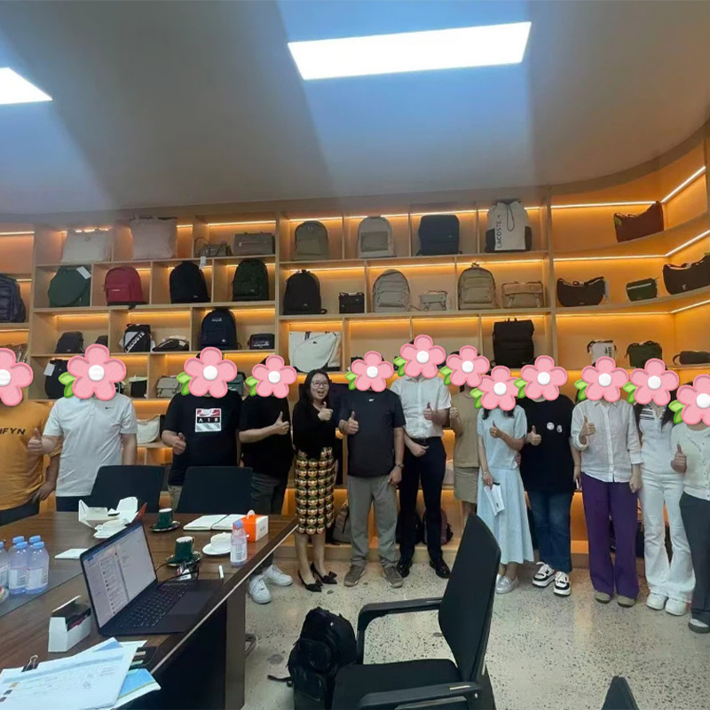 SYNBERRY recibe a una delegación de una emblemática marca estadounidense y sella una alianza estratégica.